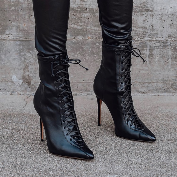 Schutz Anaiya Booties as seen in celebrities - Picture 2 of 8